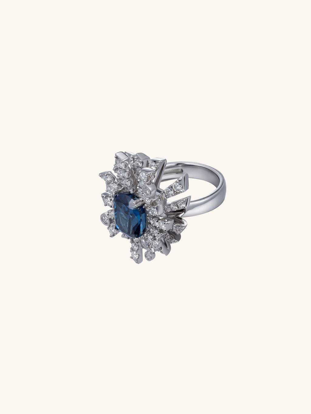 14K Diamond Embossed Sapphire Ring