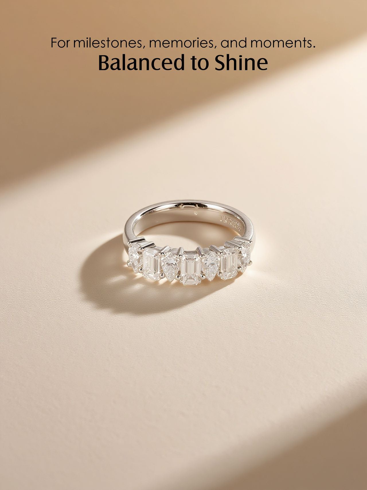 14K Fashionable Diamond Ring